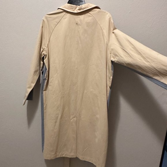 Colorblock Belted Trench Coat NWT - Picture 4 of 4